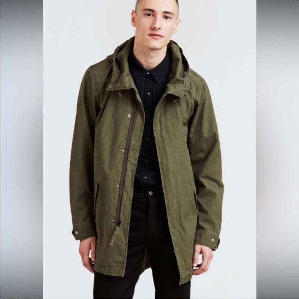 Levi’s lightweight fishtail jacket